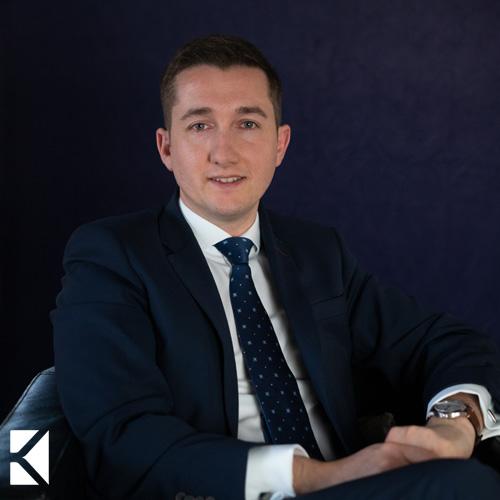 Alan 500 x 500 Alan 500 x 500